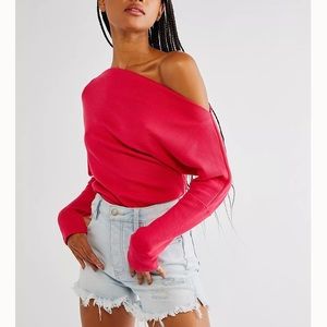 Free People Large Fuji Thermal with Thumb Holes. Brand new. No tags. Never worn.